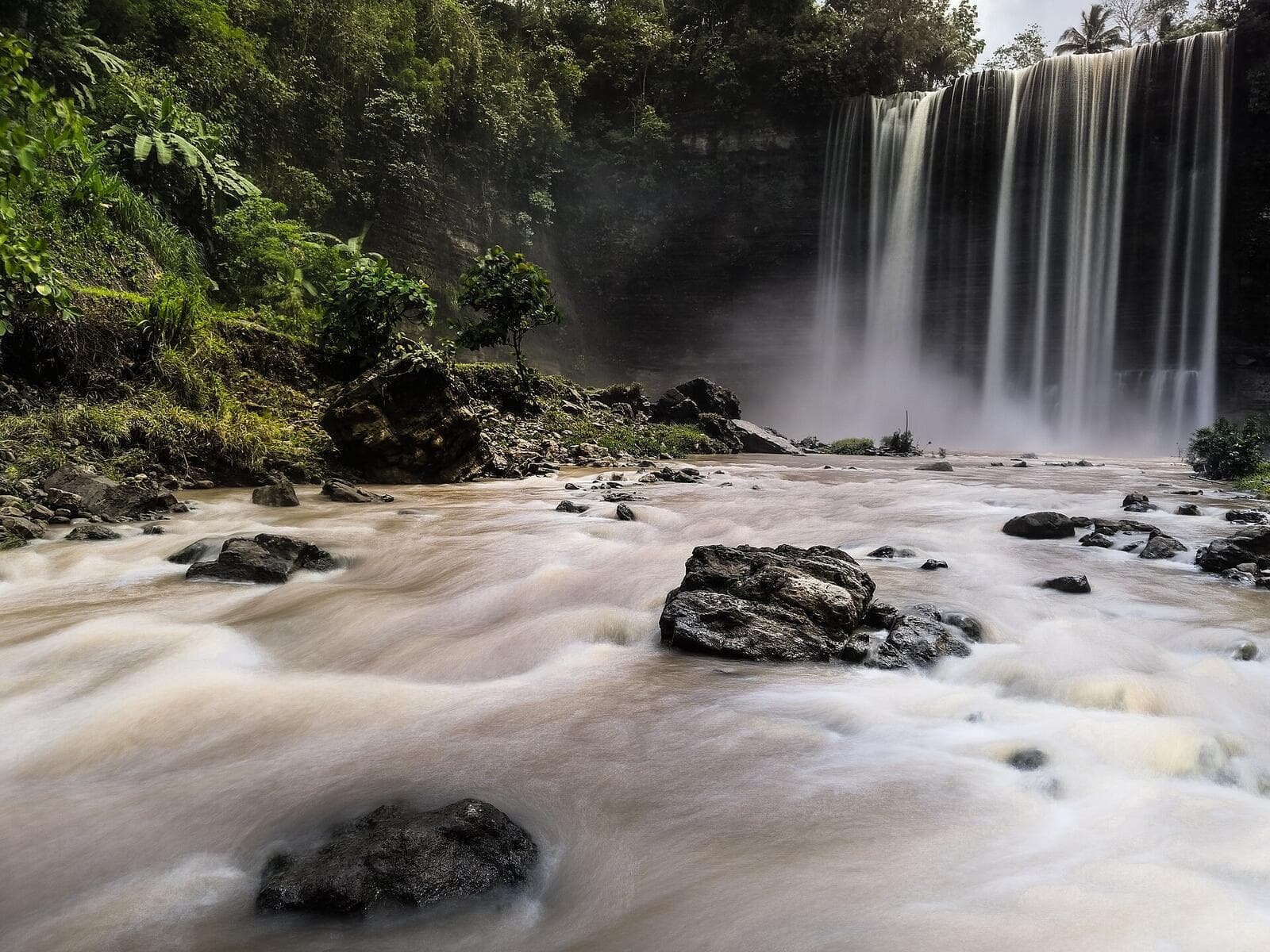 Niludhan Falls in Bayawan, Negros Oriental